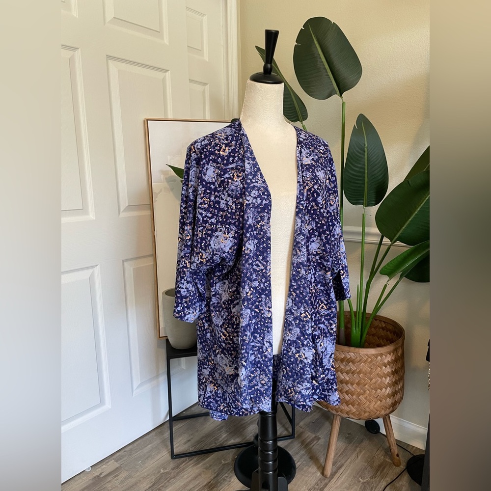 LuLaRoe Navy and White Floral Swim Coverup